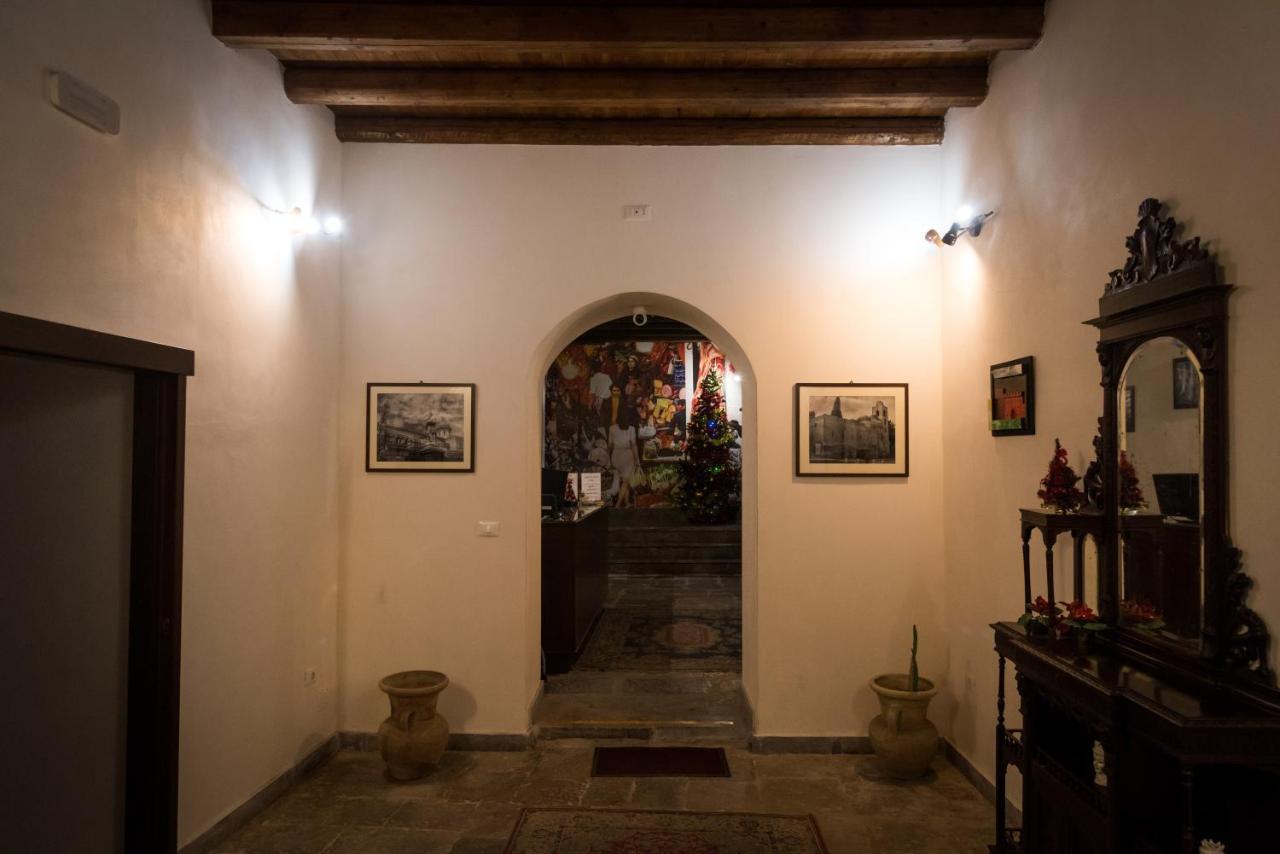 Loggia Del Gattopardo